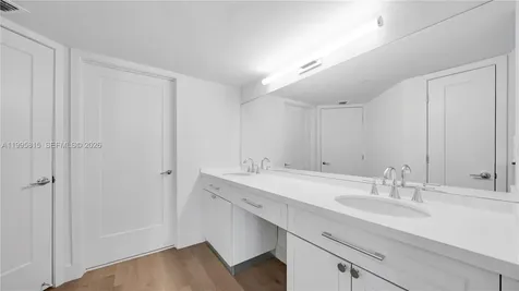 555 NE 34th Street Miami FL 33137