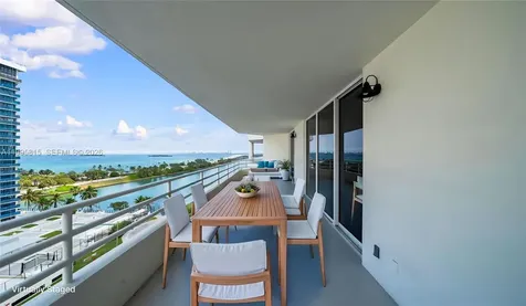 555 NE 34th Street Miami FL 33137
