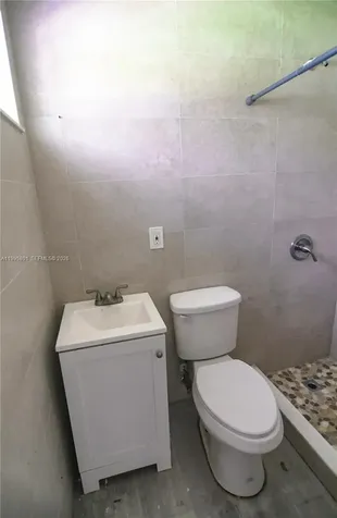 270 NW 35th Street Miami FL 33127