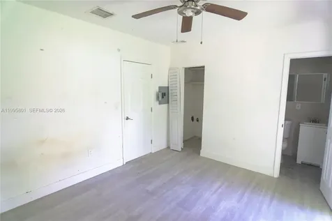 270 NW 35th Street Miami FL 33127