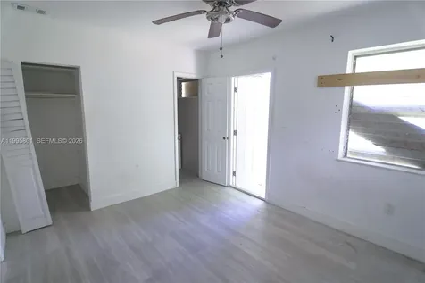 270 NW 35th Street Miami FL 33127