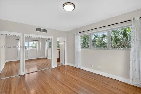 10081 W Bay Harbor Drive Bay Harbor Islands FL 33154
