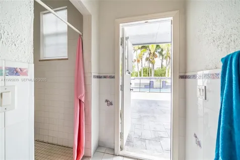 5303 SW 111th Terrace Davie FL 33328