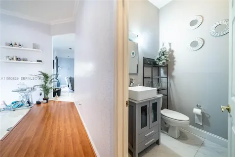 5303 SW 111th Terrace Davie FL 33328