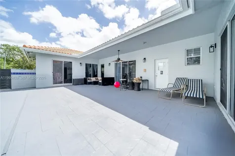 5303 SW 111th Terrace Davie FL 33328