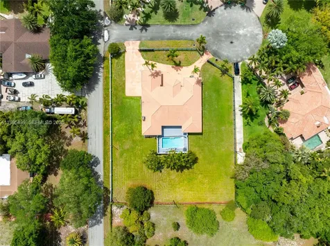 5303 SW 111th Terrace Davie FL 33328