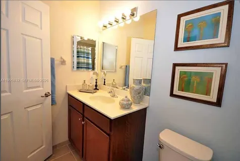 8900 NW 97th Avenue Doral FL 33178
