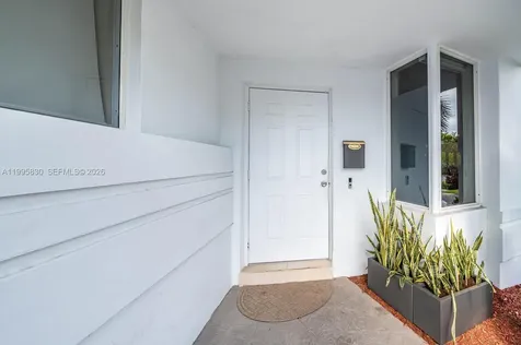 Bay Harbor Islands FL 33154