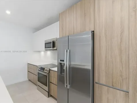 529 SW 11th Street Miami FL 33129