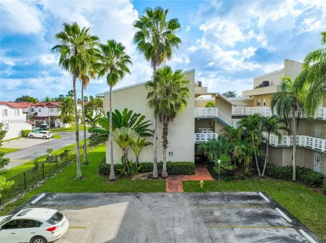21121 SW 85th Avenue Cutler Bay FL 33189
