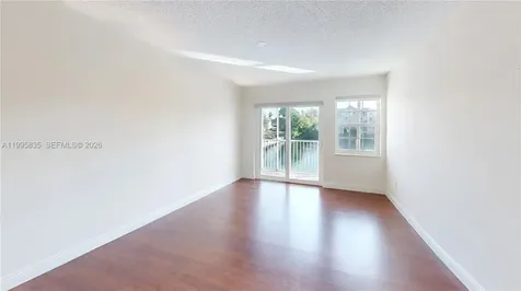 21121 SW 85th Avenue Cutler Bay FL 33189