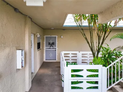 21121 SW 85th Avenue Cutler Bay FL 33189