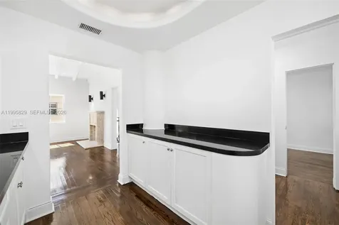 1545 Meridian Avenue Miami Beach FL 33139