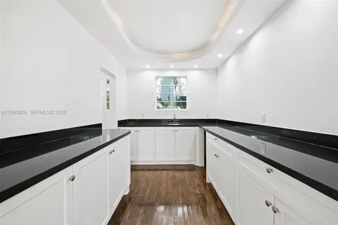 1545 Meridian Avenue Miami Beach FL 33139