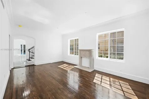 1545 Meridian Avenue Miami Beach FL 33139