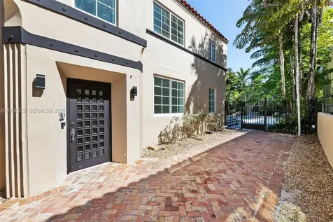 1545 Meridian Avenue Miami Beach FL 33139