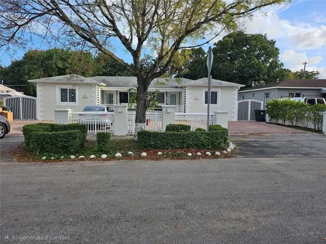 5816 SW 9th Street West Miami FL 33144