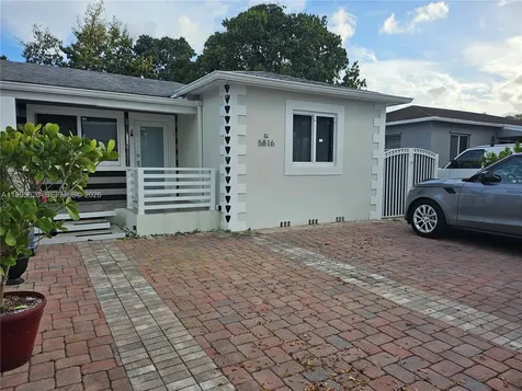5816 SW 9th Street West Miami FL 33144