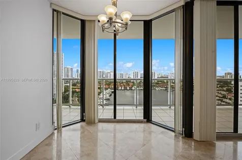 3640 Yacht Club Drive Aventura FL 33180