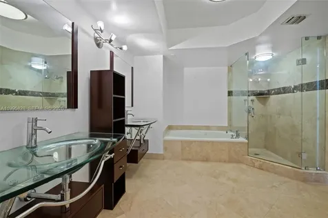 3640 Yacht Club Drive Aventura FL 33180