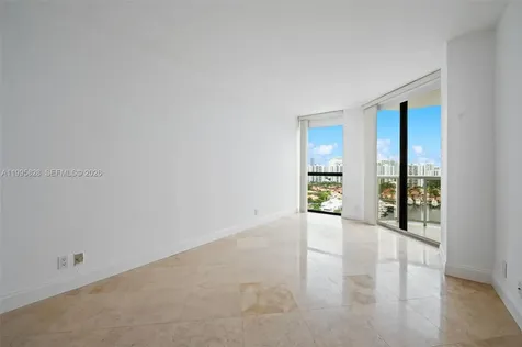 3640 Yacht Club Drive Aventura FL 33180