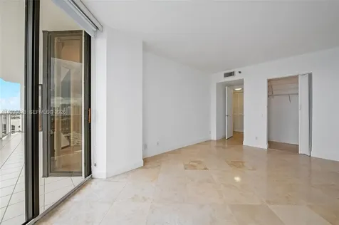 3640 Yacht Club Drive Aventura FL 33180