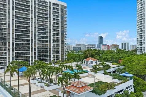 3640 Yacht Club Drive Aventura FL 33180