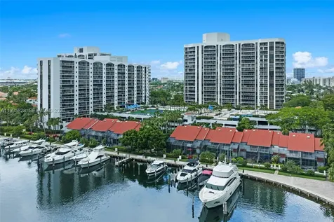 3640 Yacht Club Drive Aventura FL 33180