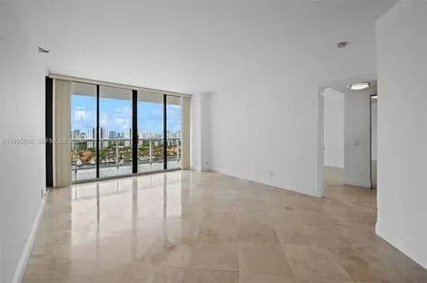 3640 Yacht Club Drive Aventura FL 33180