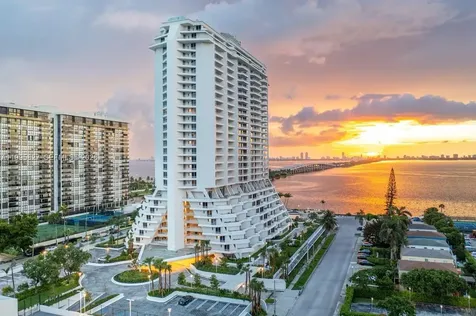 555 NE 34th Street Miami FL 33137