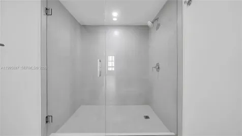 555 NE 34th Street Miami FL 33137