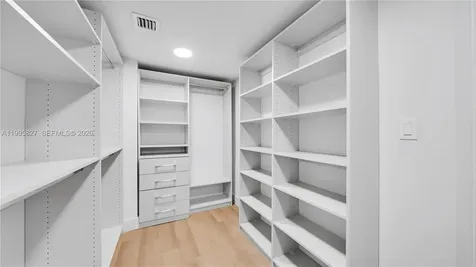 555 NE 34th Street Miami FL 33137