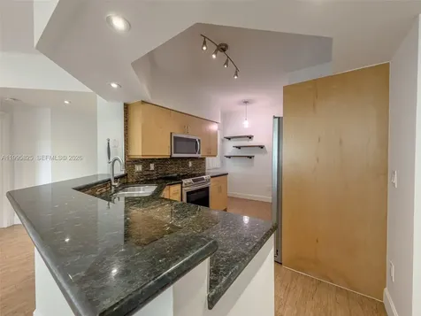 3245 NE 184th Street Aventura FL 33160