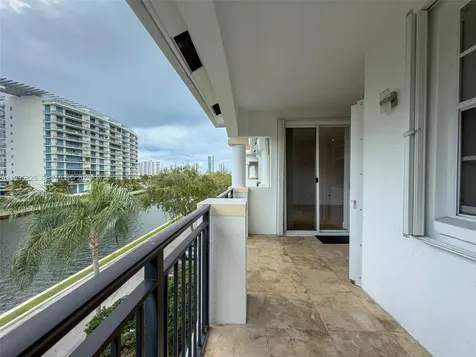 3245 NE 184th Street Aventura FL 33160