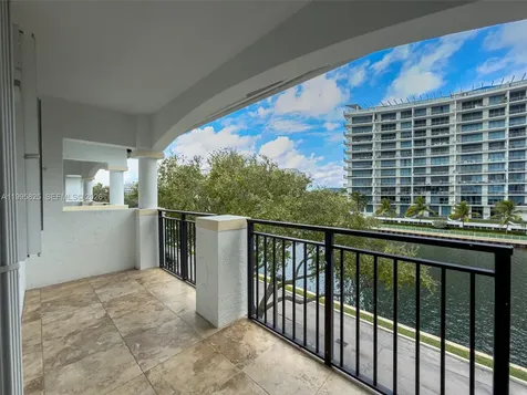 3245 NE 184th Street Aventura FL 33160