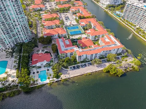 3245 NE 184th Street Aventura FL 33160
