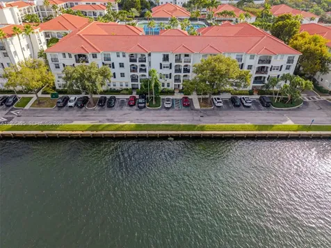 3245 NE 184th Street Aventura FL 33160