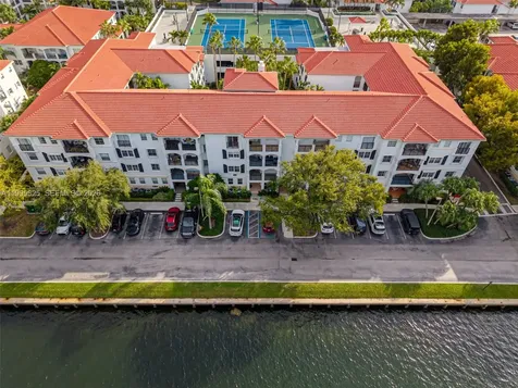 3245 NE 184th Street Aventura FL 33160