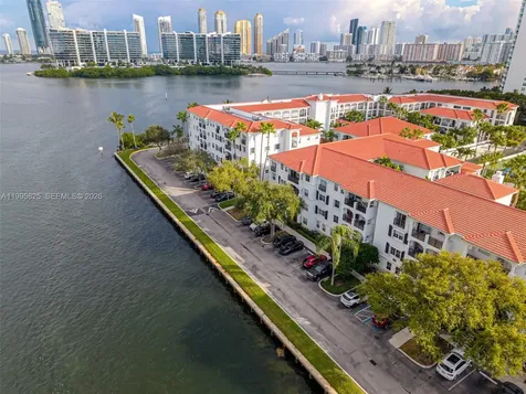3245 NE 184th Street Aventura FL 33160