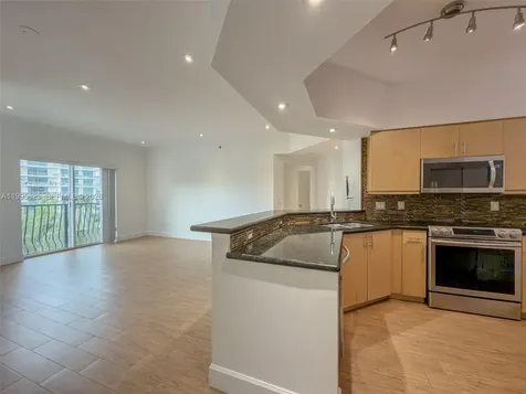 3245 NE 184th Street Aventura FL 33160