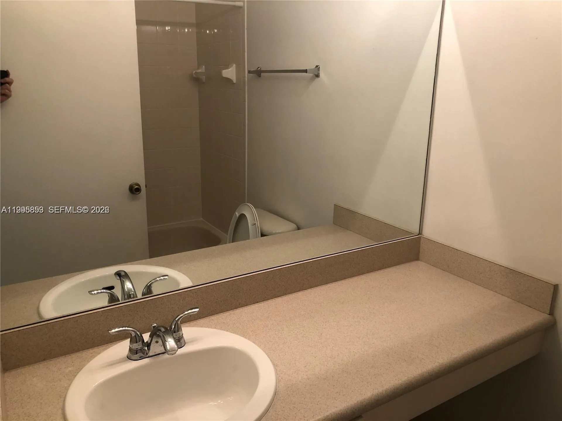 157 Hidden Ct Road Hollywood FL 33023