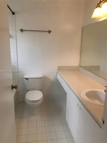 157 Hidden Ct Road Hollywood FL 33023