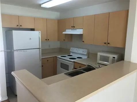 157 Hidden Ct Road Hollywood FL 33023