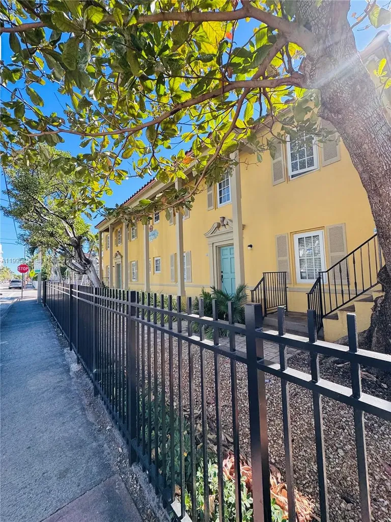510 76 Miami Beach FL 33141