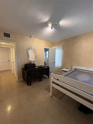 510 76 Miami Beach FL 33141