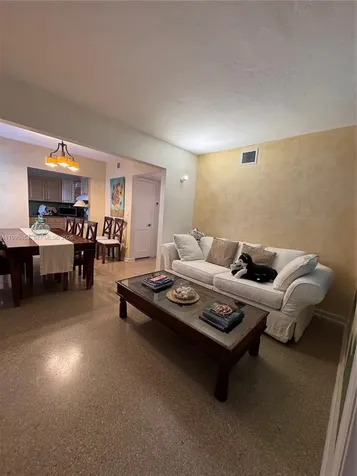 510 76 Miami Beach FL 33141
