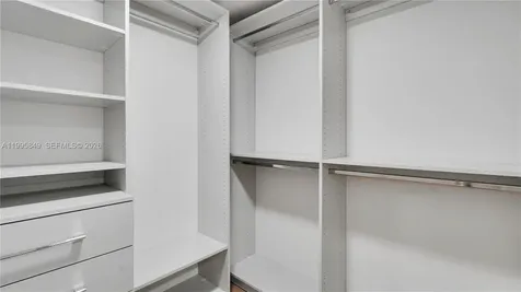 555 NE 34th Street Miami FL 33137