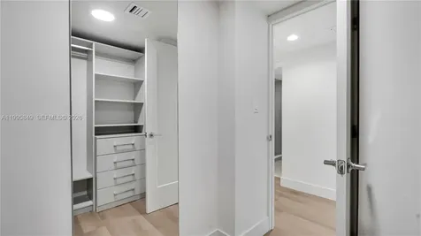 555 NE 34th Street Miami FL 33137