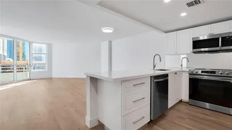 555 NE 34th Street Miami FL 33137