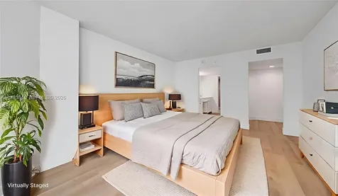 555 NE 34th Street Miami FL 33137
